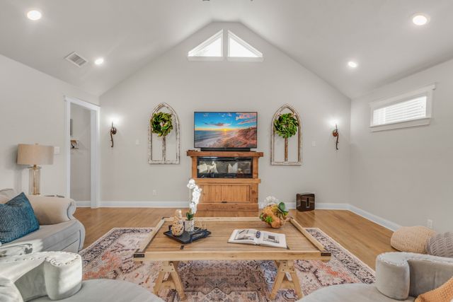 310 Travis Street, Roanoke, TX 76262