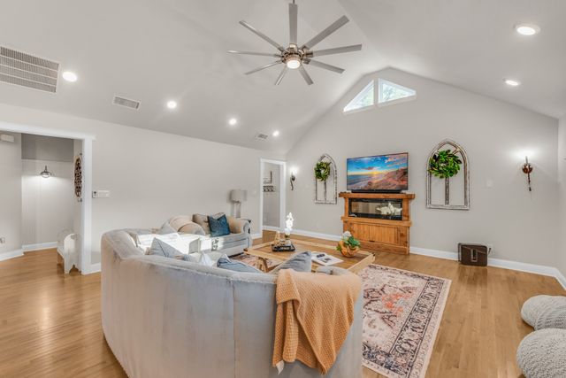 310 Travis Street, Roanoke, TX 76262