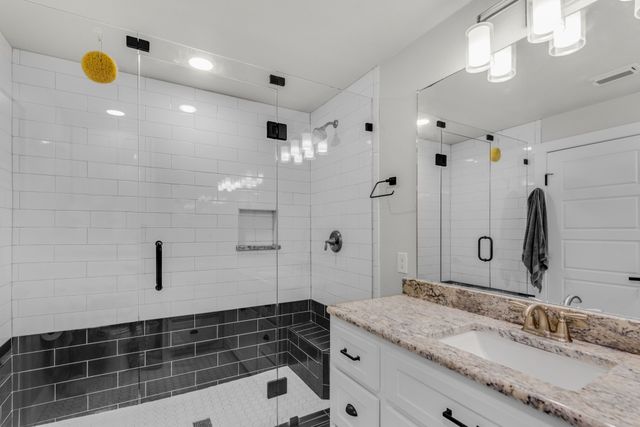 310 Travis Street, Roanoke, TX 76262