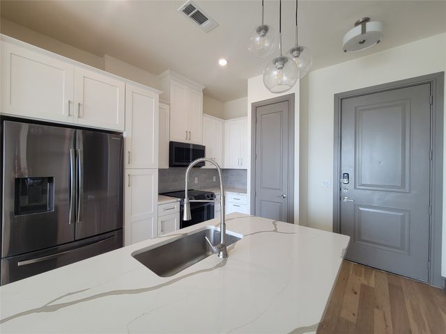 2700 Old Denton Road 3363, Carrollton, TX 75007