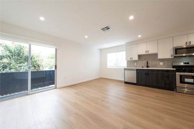 613 N Occidental 611-6, Los Angeles, CA 90026