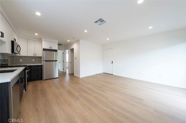 613 N Occidental 611-6, Los Angeles, CA 90026