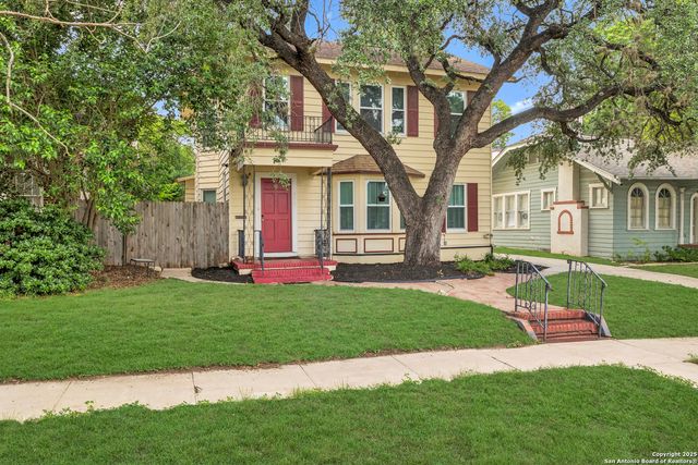 435 W Summit Ave, San Antonio, TX 78212
