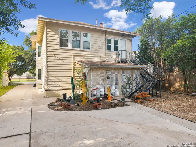 435 W Summit Ave, San Antonio, TX 78212