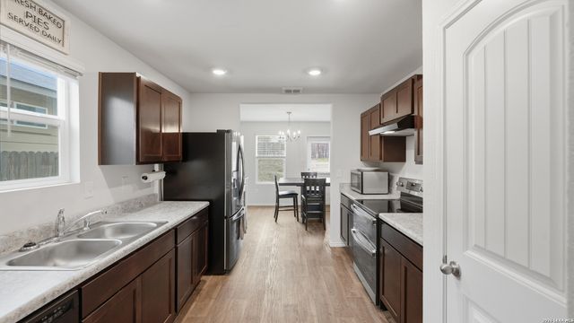 3002 Wentwood Run, San Antonio, TX 78245