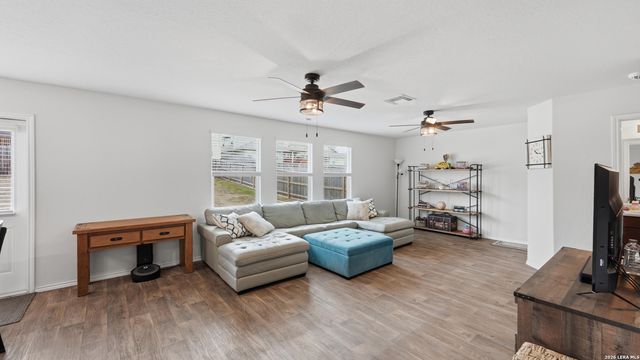 3002 Wentwood Run, San Antonio, TX 78245