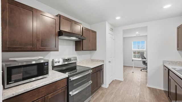 3002 Wentwood Run, San Antonio, TX 78245