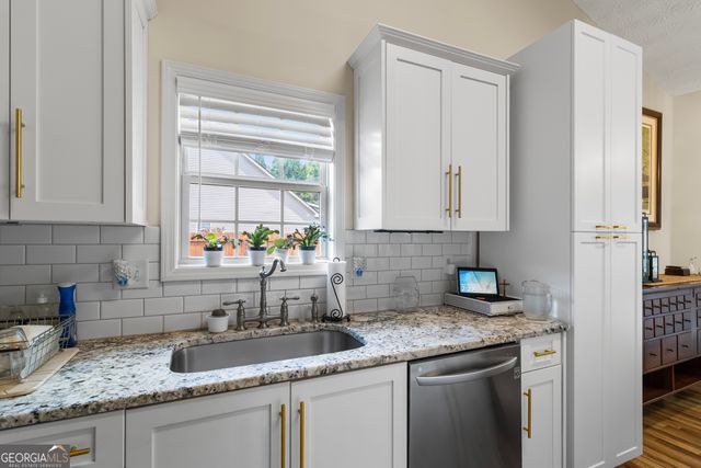 565 Jefferson Walk Circle, Jefferson, GA 30549