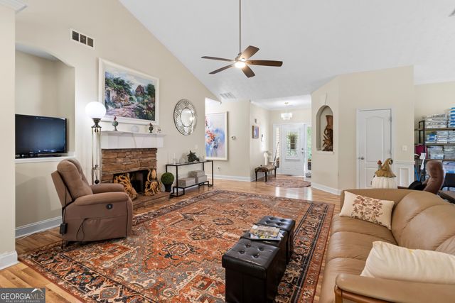 565 Jefferson Walk Circle, Jefferson, GA 30549