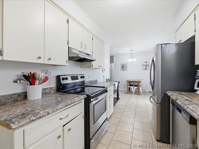 905 W El Paso Place, Broken Arrow, OK 74012