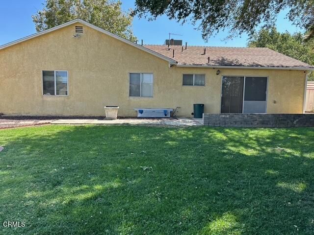 1222 W Avenue J15, Lancaster, CA 93534