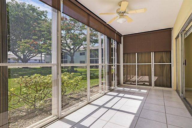 7 Westwood Ave 106C, Tequesta, FL 33469