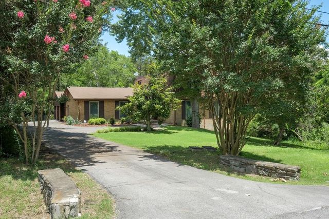6560 Brownlee Dr, Nashville, TN 37205
