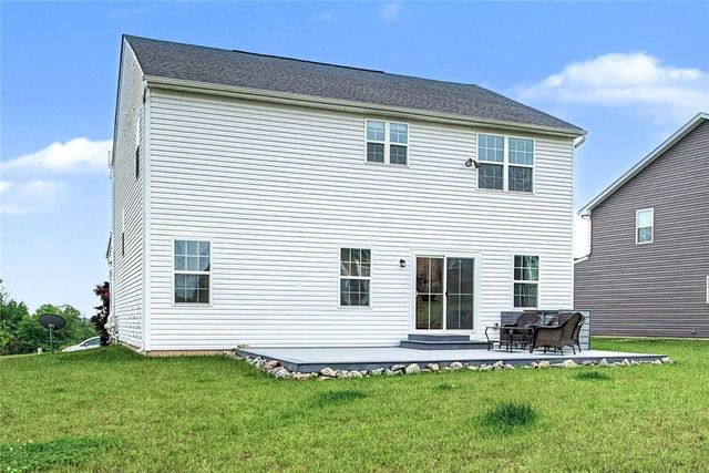 2760 Pebble Stone Trail, Xenia, OH 45385