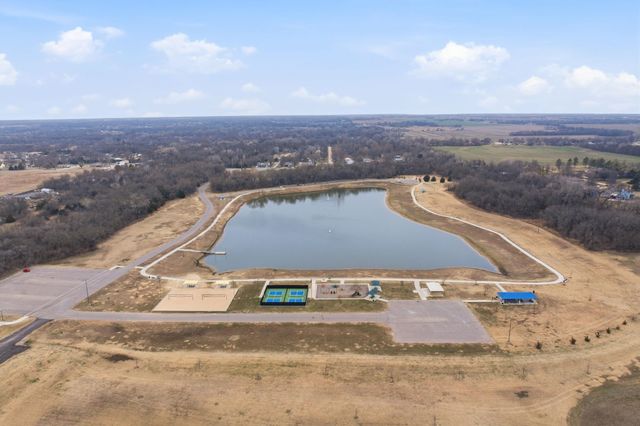 867 S Cattail Circle, Haysville, KS 67060