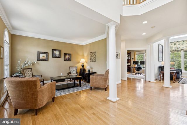 26368 STRATHAVEN CT, Chantilly, VA 20152