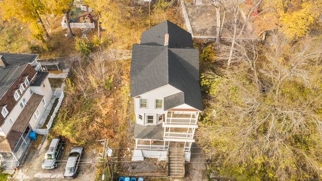 33 Albert Place, Waterbury, CT 06702