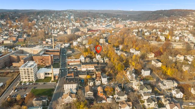 33 Albert Place, Waterbury, CT 06702