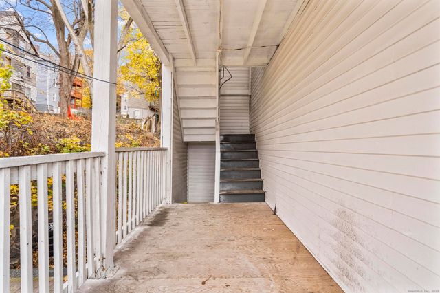 33 Albert Place, Waterbury, CT 06702