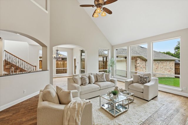 2518 Merlin Drive, Lewisville, TX 75056