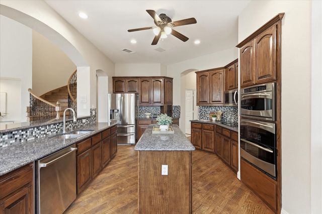 2518 Merlin Drive, Lewisville, TX 75056