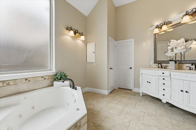 2518 Merlin Drive, Lewisville, TX 75056