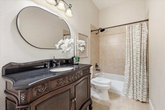 2518 Merlin Drive, Lewisville, TX 75056