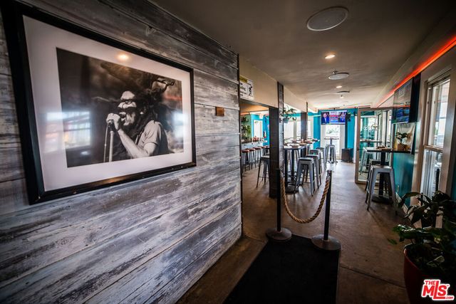 4 Washington Boulevard, Marina Del Rey, CA 90292