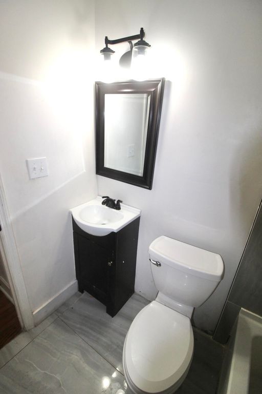 Image 14 of property listing at 2334 Midland Park, North Charleston, SC 29406