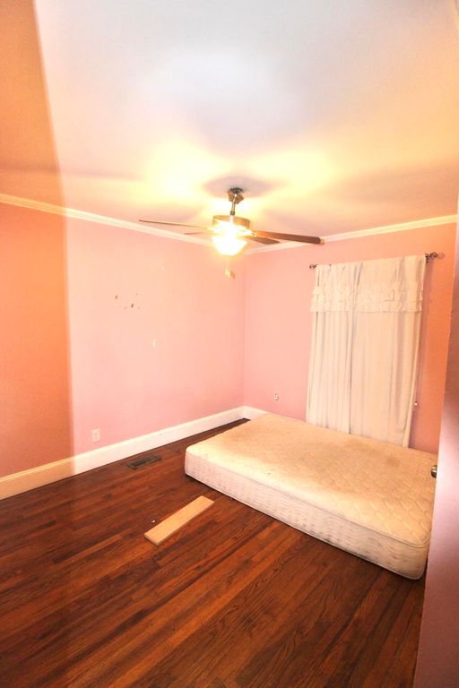 Image 15 of property listing at 2334 Midland Park, North Charleston, SC 29406