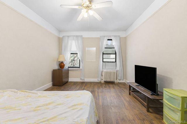 850 Saint Marks Avenue C4, Brooklyn, NY 11213