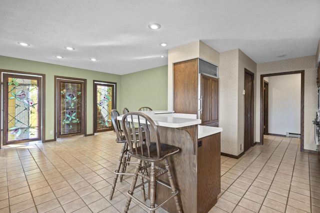 4865 COUNTY RD N, Oshkosh, WI 54904