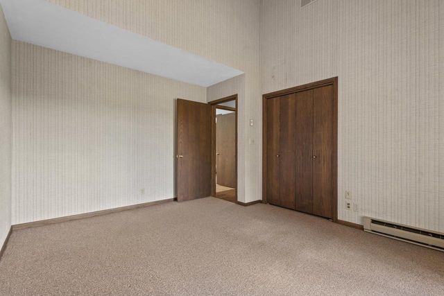 4865 COUNTY RD N, Oshkosh, WI 54904