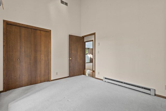 4865 COUNTY RD N, Oshkosh, WI 54904