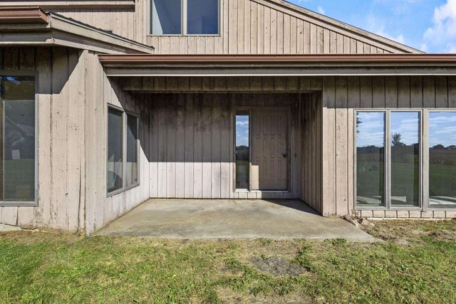 4865 COUNTY RD N, Oshkosh, WI 54904