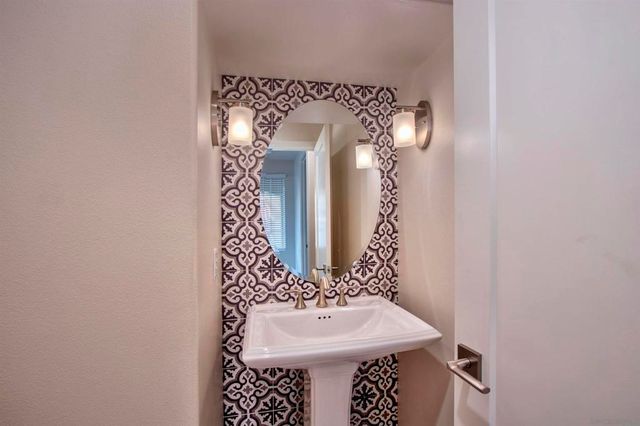 368 Ventasso, Fallbrook, CA 92028