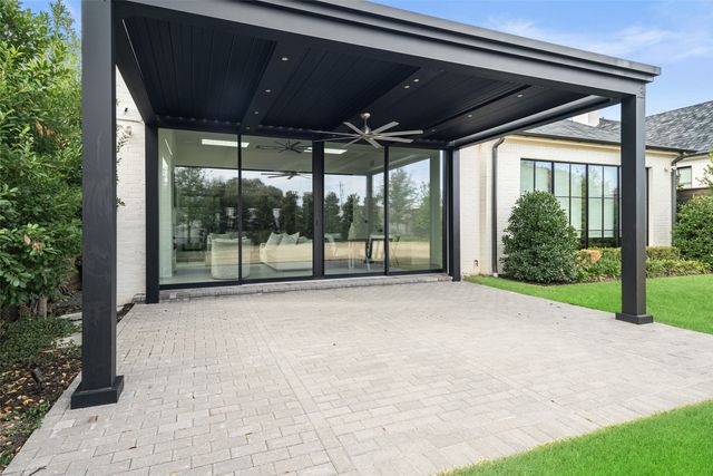 9134 Bluff Hollow Court, Dallas, TX 75220