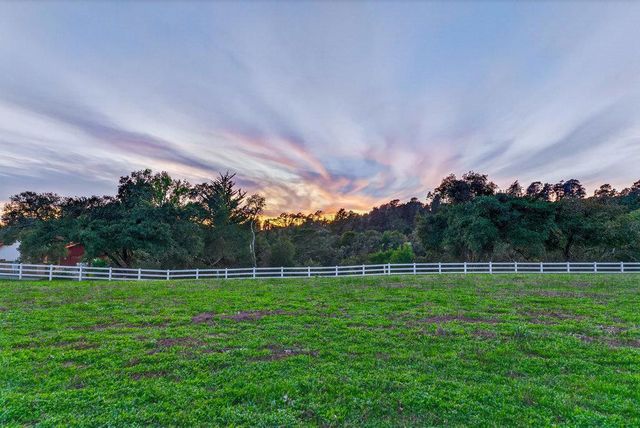 3485 Stable Lane, Santa Cruz, CA 95065