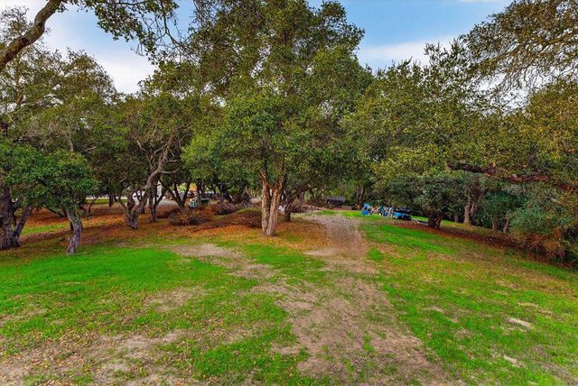 3485 Stable Lane, Santa Cruz, CA 95065