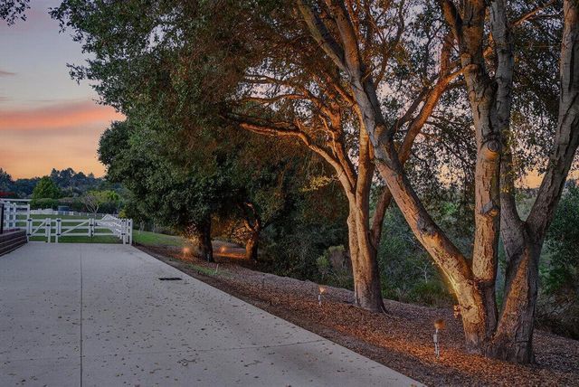 3485 Stable Lane, Santa Cruz, CA 95065