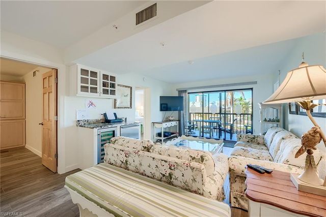 7327 Estero BLVD 100, Fort Myers Beach, FL 33931