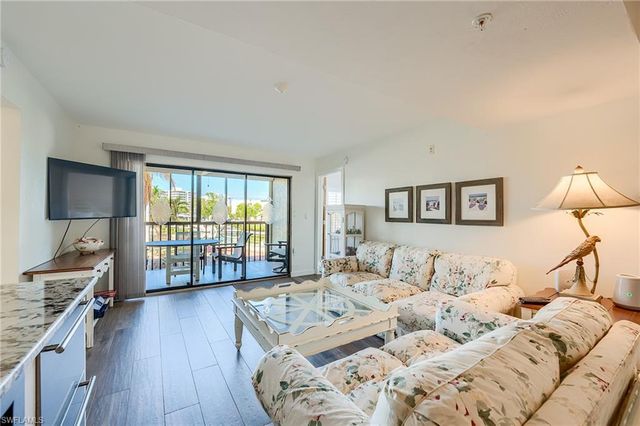 7327 Estero BLVD 100, Fort Myers Beach, FL 33931