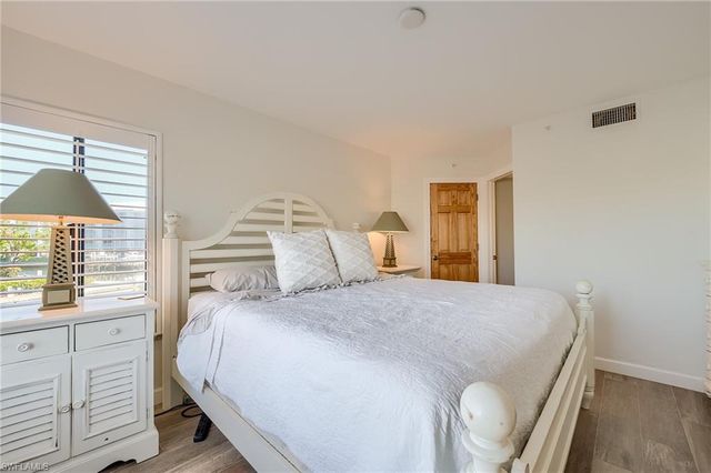 7327 Estero BLVD 100, Fort Myers Beach, FL 33931