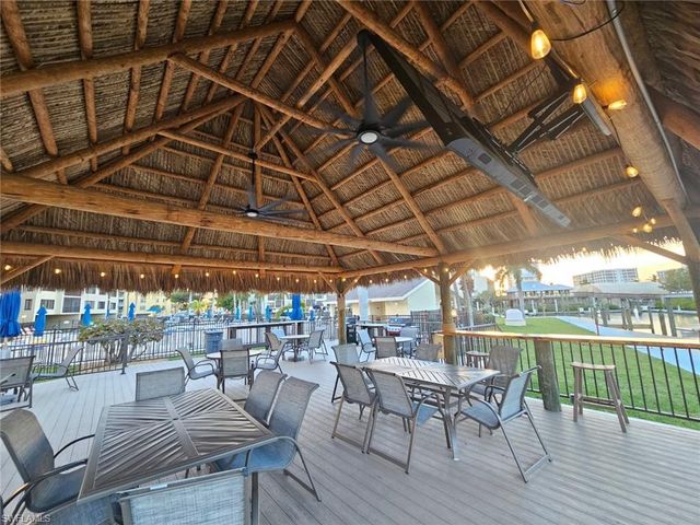7327 Estero BLVD 100, Fort Myers Beach, FL 33931
