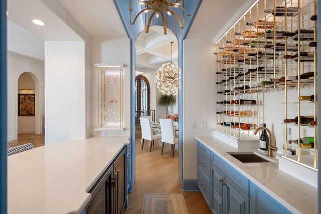 6013 GREATWATER DRIVE, Windermere, FL 34786