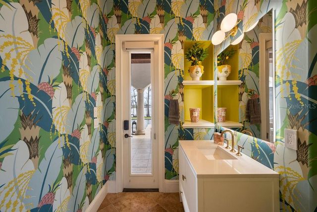 6013 GREATWATER DRIVE, Windermere, FL 34786