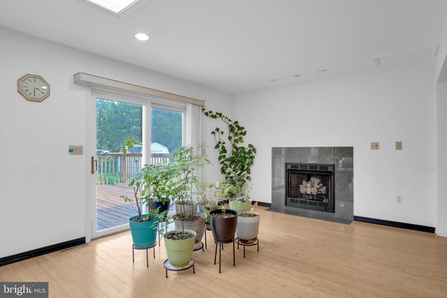 47 HONEYSUCKLE DR, Mechanicsburg, PA 17050