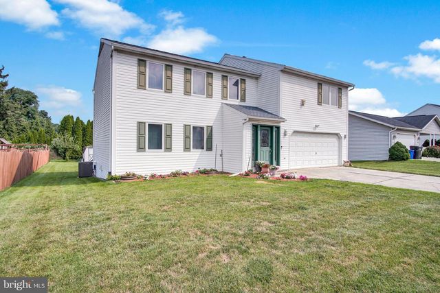 47 HONEYSUCKLE DR, Mechanicsburg, PA 17050