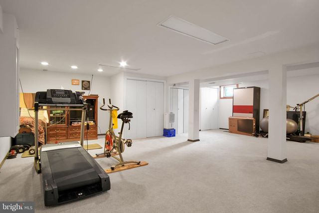 47 HONEYSUCKLE DR, Mechanicsburg, PA 17050
