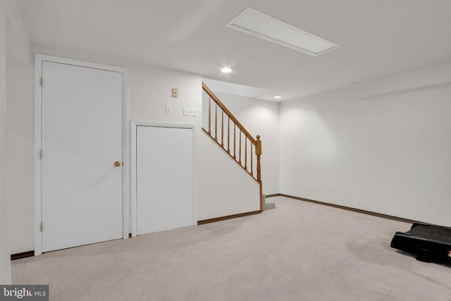 47 HONEYSUCKLE DR, Mechanicsburg, PA 17050